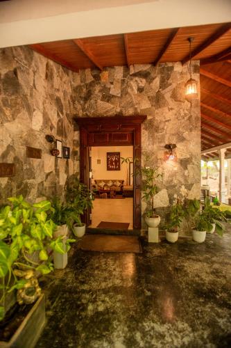 Eingang, Evergreen Hotel Dambulla in Sigiriya Eingang, Evergreen Hotel Dambulla in Sigiriya