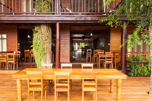 Balcony/terrace, Riverhouse-The Teak House in Mae Hong Son Balcony/terrace, Riverhouse-The Teak House in Mae Hong Son