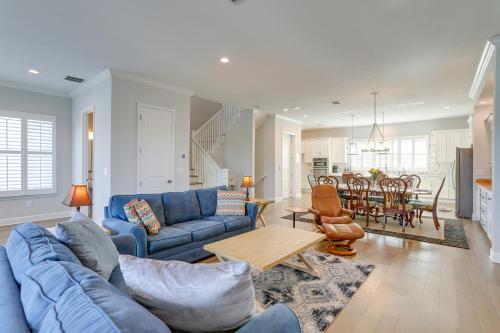 Modern Redington Beach Townhome Steps to Beach! in 佛羅里達州雷丁頓肖爾斯(FL) Modern Redington Beach Townhome Steps to Beach! in 佛羅里達州雷丁頓肖爾斯(FL)