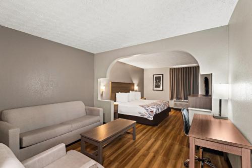 紐南紅頂套房旅館 (Red Roof Inn & Suites Newnan) in 紐南 (GA) 紐南紅頂套房旅館 (Red Roof Inn & Suites Newnan) in 紐南 (GA)
