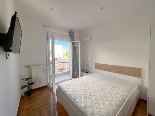 WSD Athens Cozy 2BD Apt with Balcony near Attiki metro