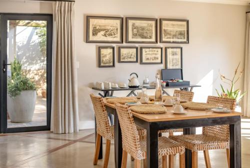 Pub/salon, Valley Lodge - Babanango Game Reserve in Ulundi Pub/salon, Valley Lodge - Babanango Game Reserve in Ulundi