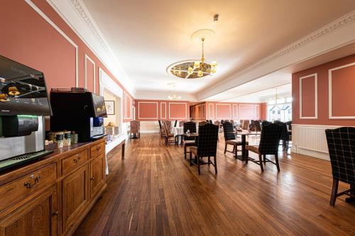 Makanan dan Minuman, Scotland's Spa Hotel in Pitlochry Makanan dan Minuman, Scotland's Spa Hotel in Pitlochry