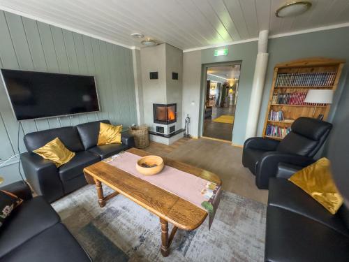 Felles stue/TV-område, Øyer Fjellstugu in Øyer Felles stue/TV-område, Øyer Fjellstugu in Øyer