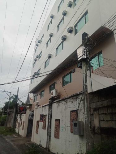 A szálláshely kívülről, WJV INN JY near Taoist Templom A szálláshely kívülről, WJV INN JY near Taoist Templom