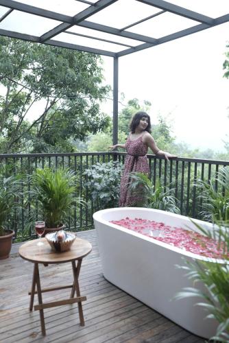 شرفة/ تراس, Crystal Kuruva Nature Resort & Spa in Pulpally شرفة/ تراس, Crystal Kuruva Nature Resort & Spa in Pulpally