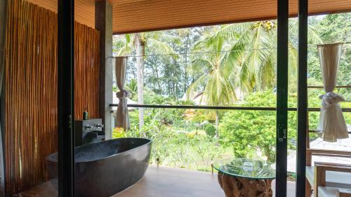 Balcony/terrace, Long Beach Chalet in Koh Lanta Balcony/terrace, Long Beach Chalet in Koh Lanta