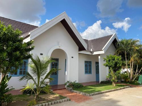 花園, B2 Hotel Savannakhet in 凱山豐威漢市 花園, B2 Hotel Savannakhet in 凱山豐威漢市