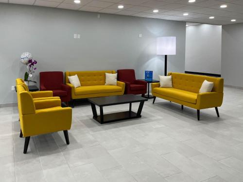 לובי, Motel 6 Nacogdoches, TX - SFA University in נקוגדוצ'ס(טי אקס) לובי, Motel 6 Nacogdoches, TX - SFA University in נקוגדוצ'ס(טי אקס)