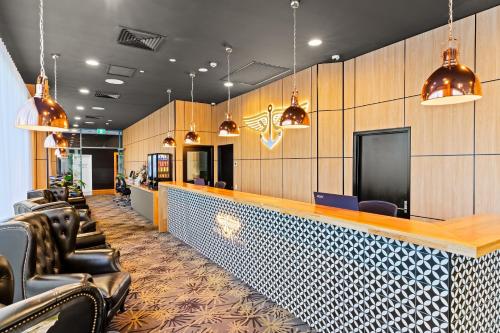 大厅, 埃尔利海滩酒店 (Airlie Beach Hotel) in 降灵群岛 大厅, 埃尔利海滩酒店 (Airlie Beach Hotel) in 降灵群岛