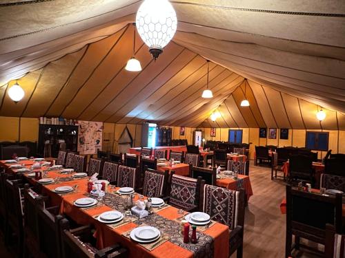 Luxury oasis camp in Merzouga Luxury oasis camp in Merzouga