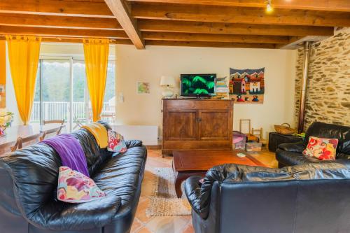Gite de charme, ideal pour 4 in Saint-Jory-de-Chalais Gite de charme, ideal pour 4 in Saint-Jory-de-Chalais