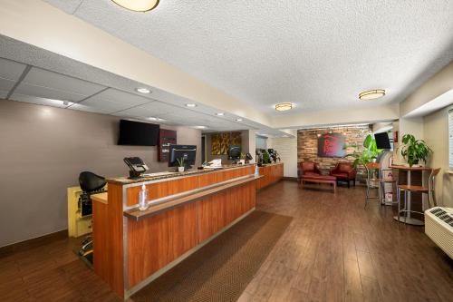 大廳, 達拉斯DFW機場北紅頂飯店 (Red Roof Inn Dallas - DFW Airport North) in 達拉斯(TX) 大廳, 達拉斯DFW機場北紅頂飯店 (Red Roof Inn Dallas - DFW Airport North) in 達拉斯(TX)