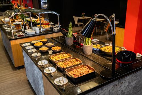 Food and beverages, ibis Porto Alegre Aeroporto in Porto Alegre Food and beverages, ibis Porto Alegre Aeroporto in Porto Alegre