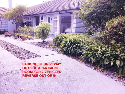 Peaceful Pukerua Bay in พลิมเมอร์ตัน Peaceful Pukerua Bay in พลิมเมอร์ตัน