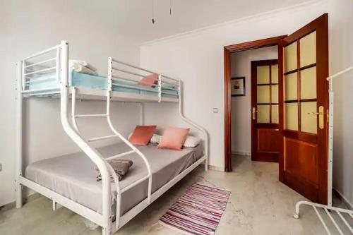 Precioso apartamento con patio