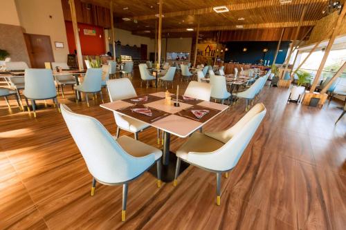 餐廳, The Hut Restaurant & Boutique Hotel in 基加利 餐廳, The Hut Restaurant & Boutique Hotel in 基加利