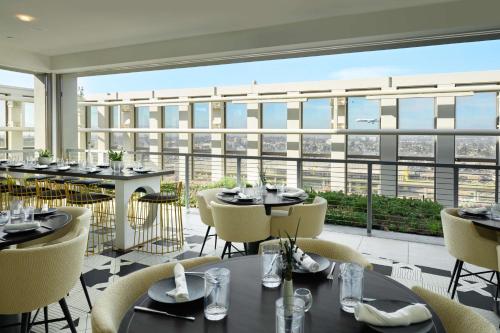 Restaurant, Hyatt Place Lax/century Blvd in Los Angeles (CA) Restaurant, Hyatt Place Lax/century Blvd in Los Angeles (CA)