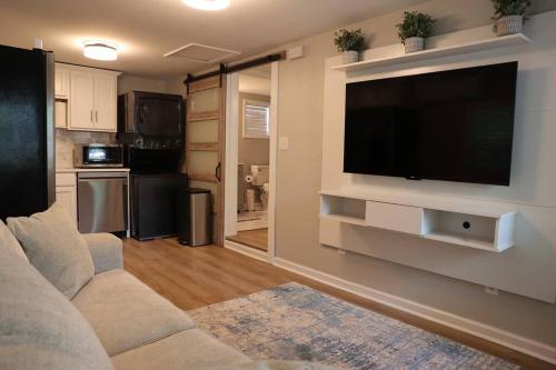 Coastal Golf Hideaway in 默特爾格羅夫 Coastal Golf Hideaway in 默特爾格羅夫