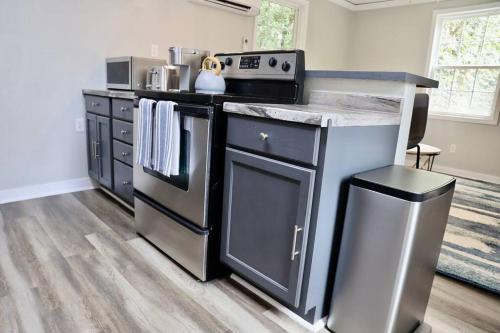 Hawks Nest - All amenities, perfect escape in 默特爾格羅夫 Hawks Nest - All amenities, perfect escape in 默特爾格羅夫