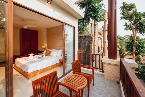 Balcony/terrace, Kacha Resort & Spa Koh Chang in Koh Chang Balcony/terrace, Kacha Resort & Spa Koh Chang in Koh Chang