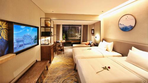 Dong Fang Hotel in Гуанджоу Dong Fang Hotel in Гуанджоу
