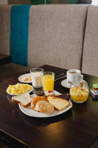 อาหารและเครื่องดื่ม, Amerian Tucuman Apart & Suites in ตูกูมัง อาหารและเครื่องดื่ม, Amerian Tucuman Apart & Suites in ตูกูมัง