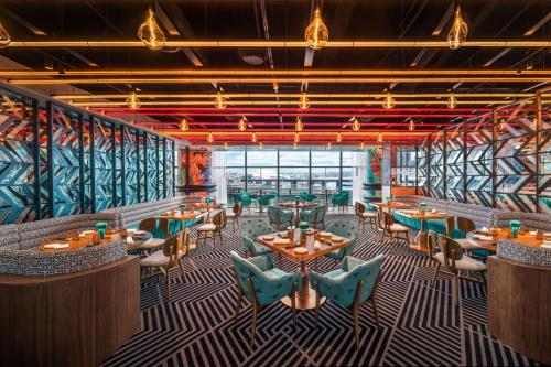 Restaurant, W Sydney in Darling Harbour Restaurant, W Sydney in Darling Harbour