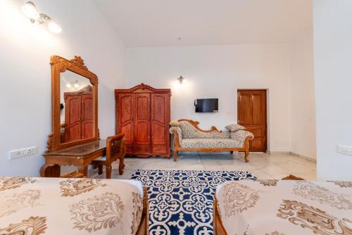 SaffronStays Emerald Nest- An Italian-inspired 1-BDR villa in Ooty in Avalanchi SaffronStays Emerald Nest- An Italian-inspired 1-BDR villa in Ooty in Avalanchi