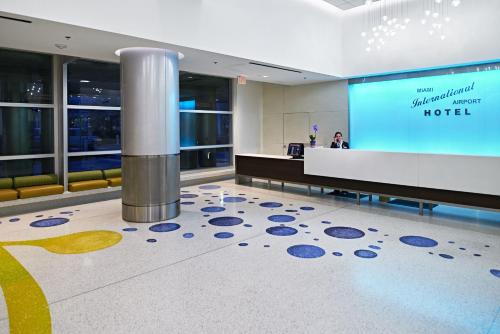 Lobby, Miami International Airport Hotel in Miami (FL) Lobby, Miami International Airport Hotel in Miami (FL)