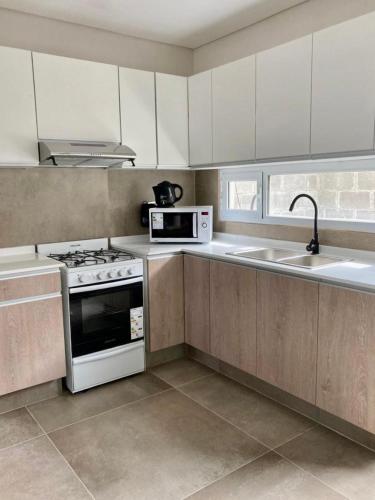주방, Acqua apartamentos in 코모도로 리바다비아 주방, Acqua apartamentos in 코모도로 리바다비아