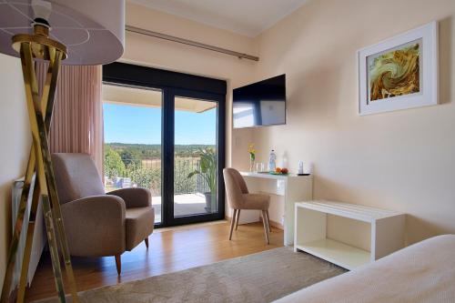 Cerca da Estrela in ฟอร์โนส เด อัลโกเดรส Cerca da Estrela in ฟอร์โนส เด อัลโกเดรส