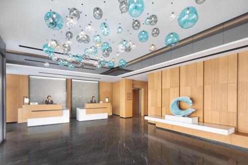 Előcsarnok, Fairfield by Marriott Yangzhou Slender West Lake in Hanjiang Előcsarnok, Fairfield by Marriott Yangzhou Slender West Lake in Hanjiang