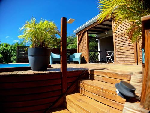 Balcony/terrace, L'Auxilliadora Studio - Bord de Mer et Piscine in Berard Balcony/terrace, L'Auxilliadora Studio - Bord de Mer et Piscine in Berard