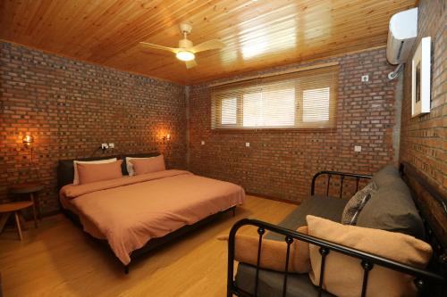 Beijing MutianyuGreat Wall Let'sgo Hotel&Bar in Huairou District Beijing MutianyuGreat Wall Let'sgo Hotel&Bar in Huairou District