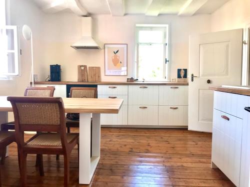 Cocina, Ferien im Alten Pfarrhaus in Stadtallendorf Cocina, Ferien im Alten Pfarrhaus in Stadtallendorf