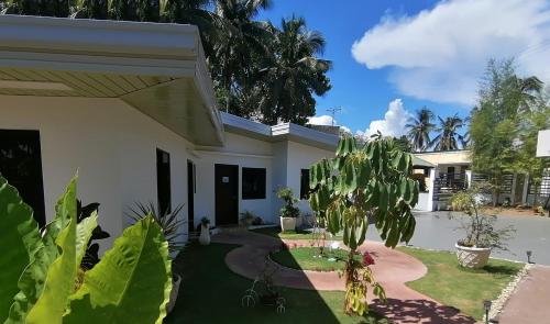 Exterior view, Seaview Residence Garden Room1 in Argao Exterior view, Seaview Residence Garden Room1 in Argao