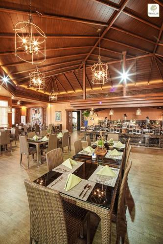 Restaurant, Highland Bali Villas Resort and Spa in Pantabangan Restaurant, Highland Bali Villas Resort and Spa in Pantabangan
