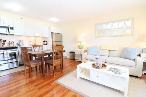 Waikiki 1 Bedroom w/ A/C!