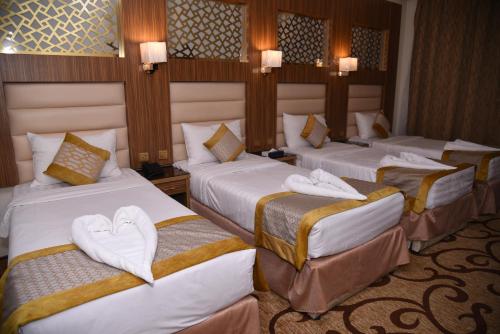 Al Andalus Palace 1 Hotel Haram فندق قصر الاندلس 1 الحرم in Medina Al Andalus Palace 1 Hotel Haram فندق قصر الاندلس 1 الحرم in Medina
