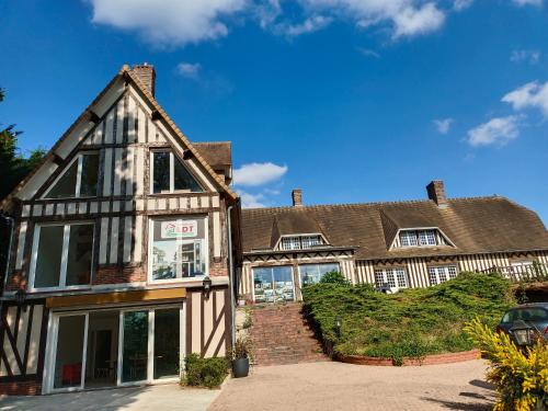 Exterior view, Suite tout confort 80m2, cosy et elegante in Villevaude (Ile-de-France) Exterior view, Suite tout confort 80m2, cosy et elegante in Villevaude (Ile-de-France)