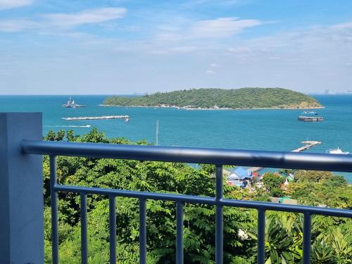 บ้านนางฟ้า เกาะสีชัง Baan Nangfa in Chonburi บ้านนางฟ้า เกาะสีชัง Baan Nangfa in Chonburi