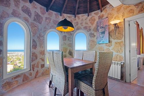 Isabella in La Pedrera Isabella in La Pedrera