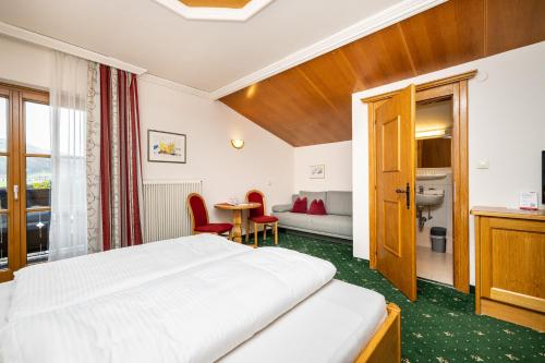 Pension Kreuzer in Флахау Pension Kreuzer in Флахау