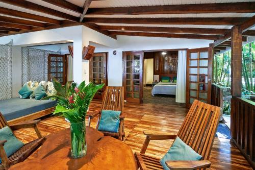 Hotel Tropico Latino in Santa Teresa Hotel Tropico Latino in Santa Teresa