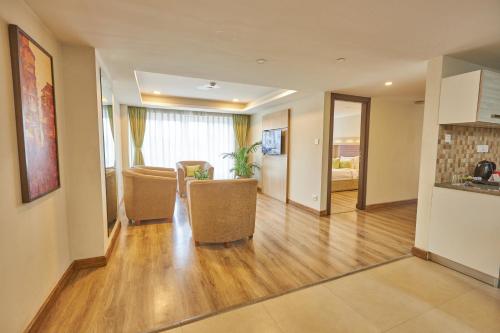 Facilities, Hotel Crowne Imperial in Kathmandu Facilities, Hotel Crowne Imperial in Kathmandu