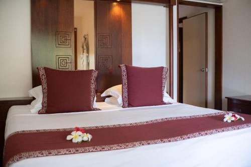 Manava Beach Resort and Spa - Moorea in Moorea Manava Beach Resort and Spa - Moorea in Moorea