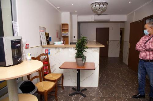 Lobby, Hotel le Privilege in La Courneuve Lobby, Hotel le Privilege in La Courneuve