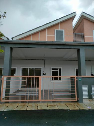 Exterior view, Rana Homestay Ipoh Perak in Tanjung Rambutan Exterior view, Rana Homestay Ipoh Perak in Tanjung Rambutan