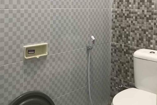 Bathroom, Algira Guest House Syariah Bogor Redpartner in Ciomas Bathroom, Algira Guest House Syariah Bogor Redpartner in Ciomas
